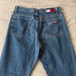 Vintage Women’s Tommy Hilfiger Classic Blue Jeans